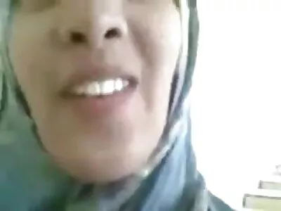 A gyömbér lány mostohaapjától tanul a szexről ingyen pornó hd