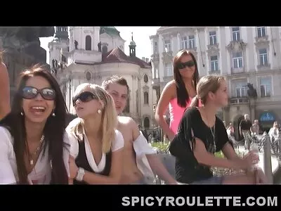 POV-stílusú orális és  hardcore szex elképesztően dögös lánnyal