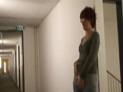 A barna lánynak nagyon szép ingyen porno telora melle van, és szereti a farkát
