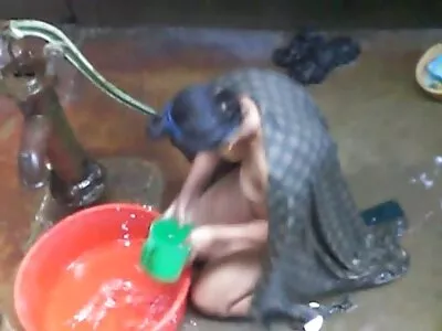 A szexi tini nagyon vágyik a szexre, ezért a pasik dupla behatolást csisztu zsuzsa porno szerveznek